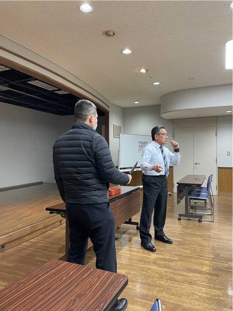 護身術講座 講師によるデモンストレーションの様子