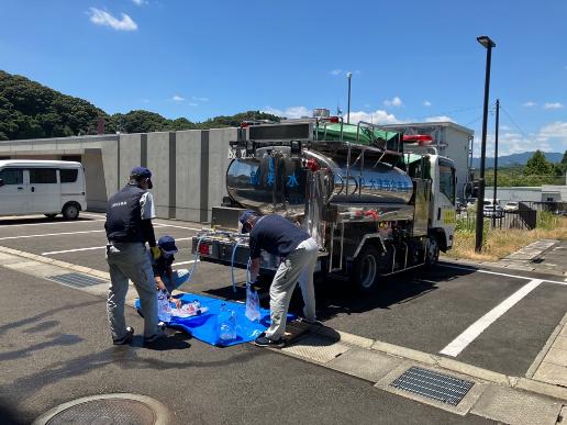 給水車の様子