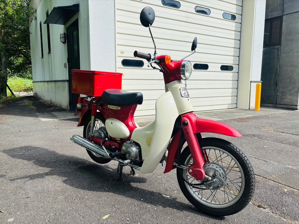 警防バイクの写真