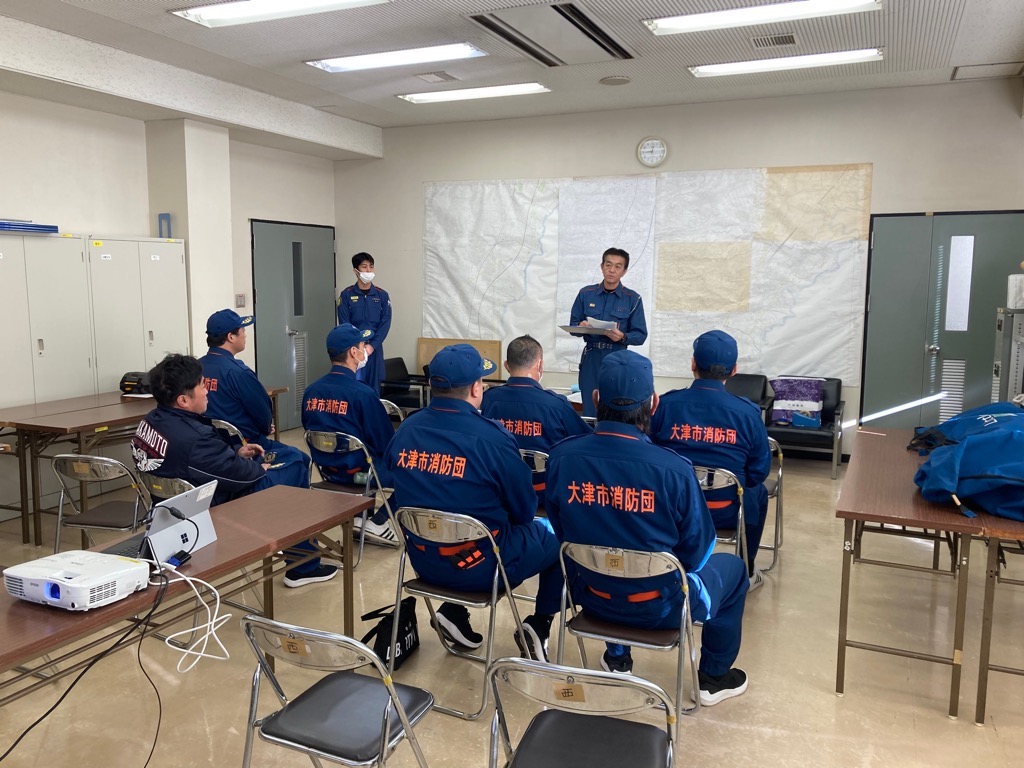 地域防災指導員講習を行っている様子