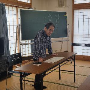 短歌 講師の様子