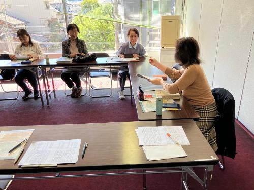 グループ源氏例会 会の様子