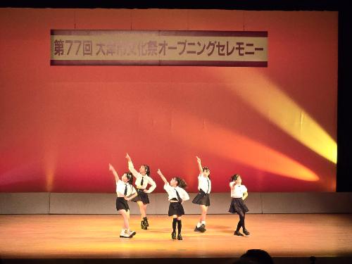 昨年度のダンスの舞台発表の様子