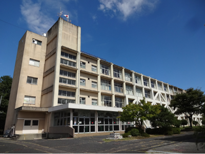 学校の全景