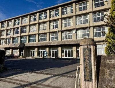 学校の全景