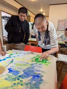 馬淵さん 室内活動の様子