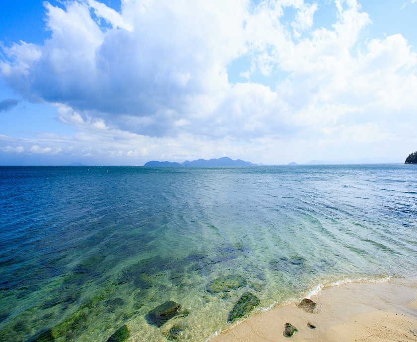 青空とびわ湖岸