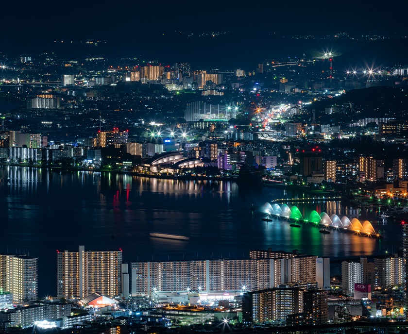 夢見が丘から見たびわ湖と大津市街の夜景　写真