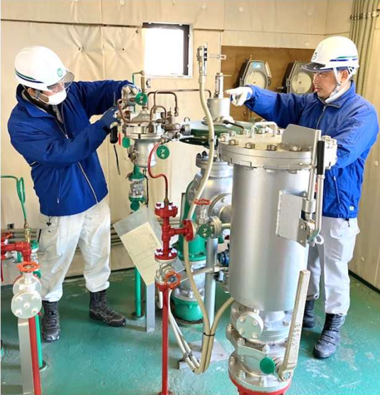 整圧器点検写真1