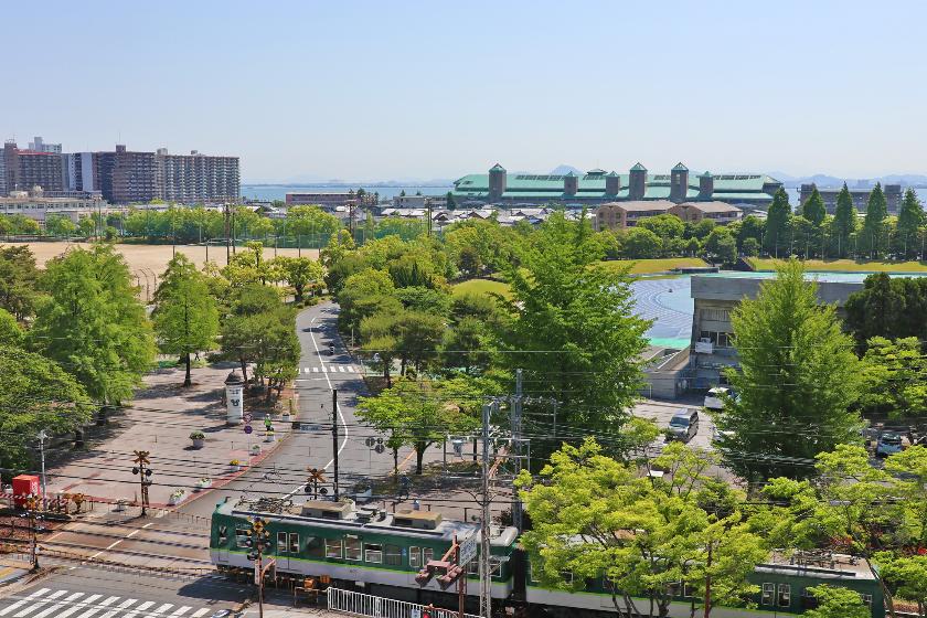 大津市役所本庁舎から見た風景