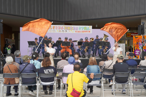 大津市消防局消防音楽隊ミニコンサートの様子