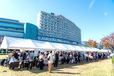 湖都の葉マルシェでの様子