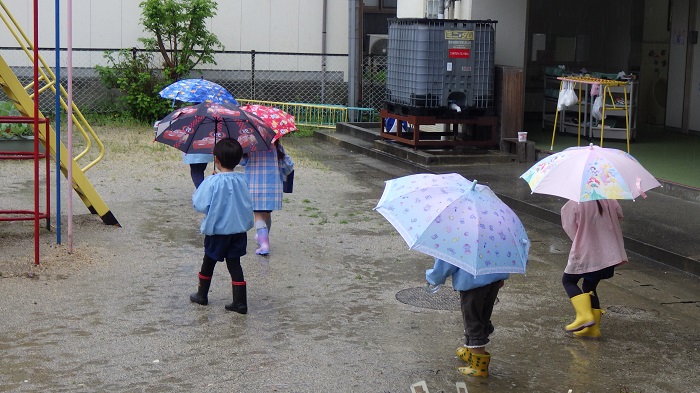 4歳児雨の日遊び