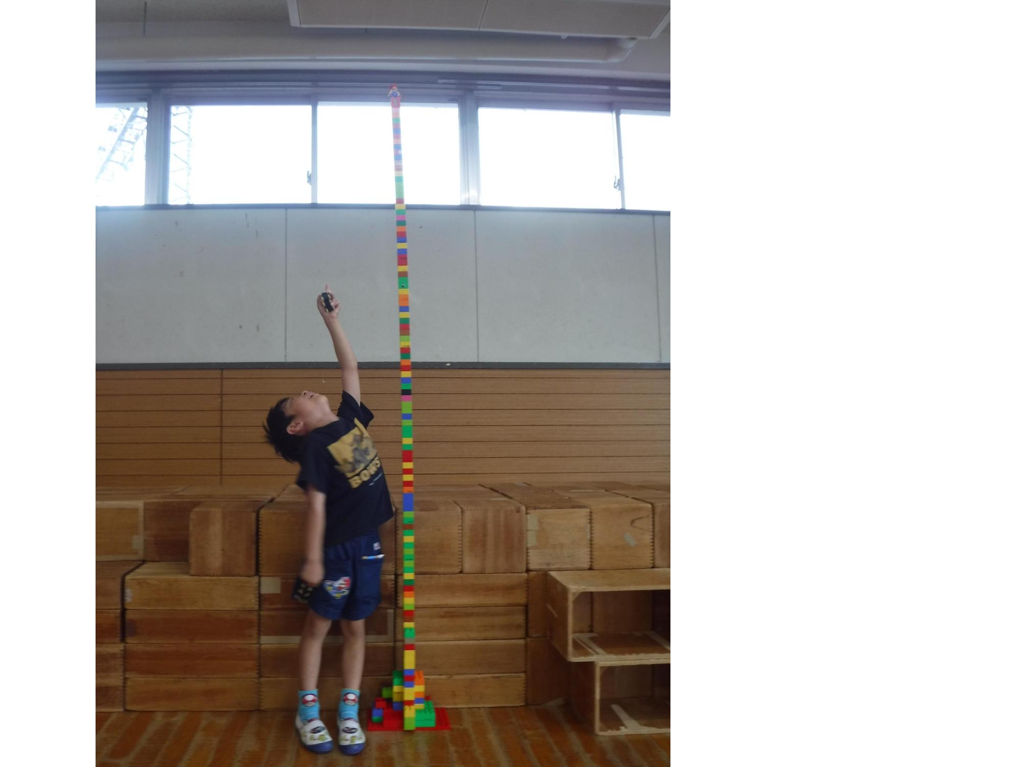 ブロック遊びをしているところ