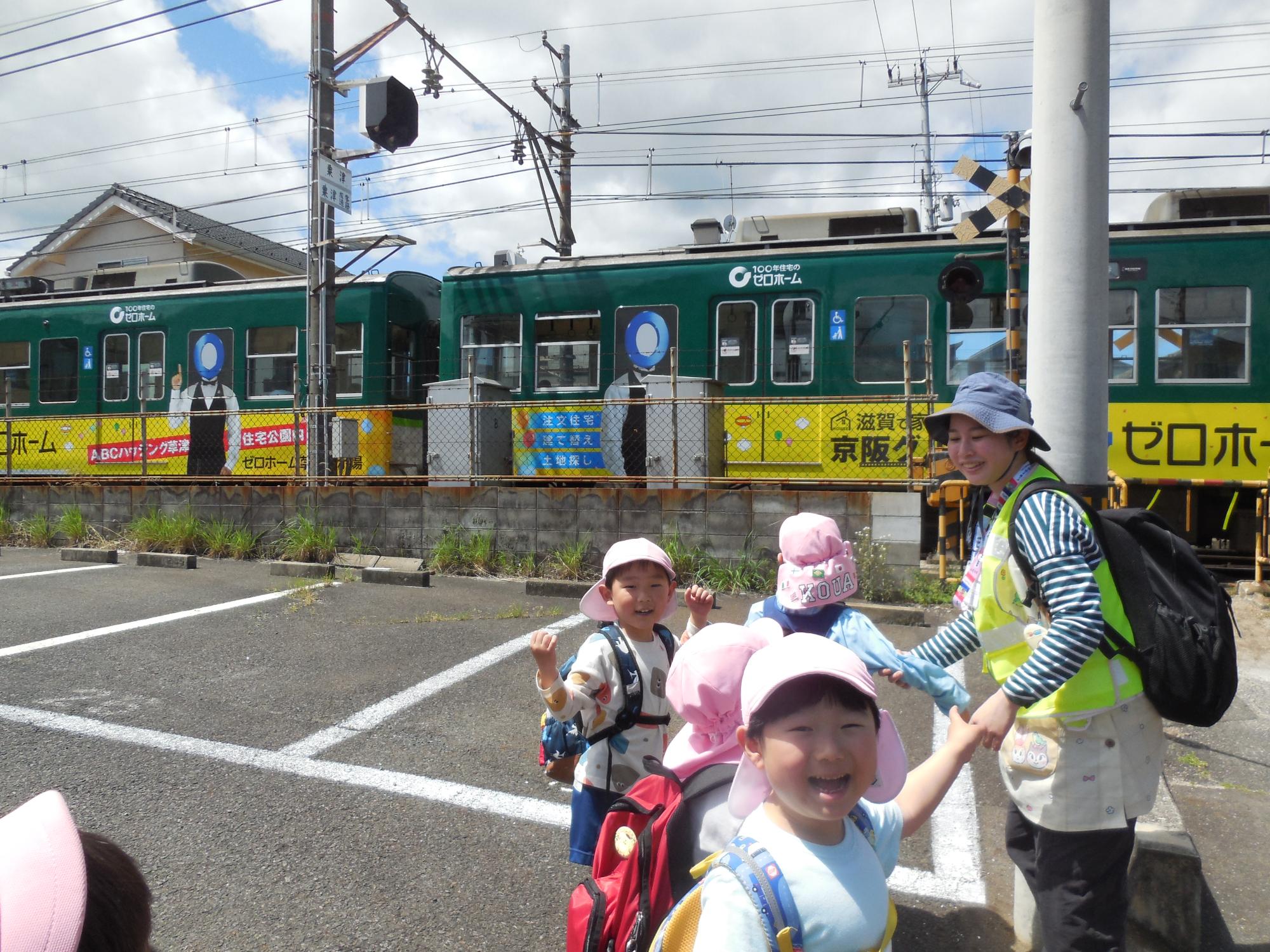 京阪電車を見たところ