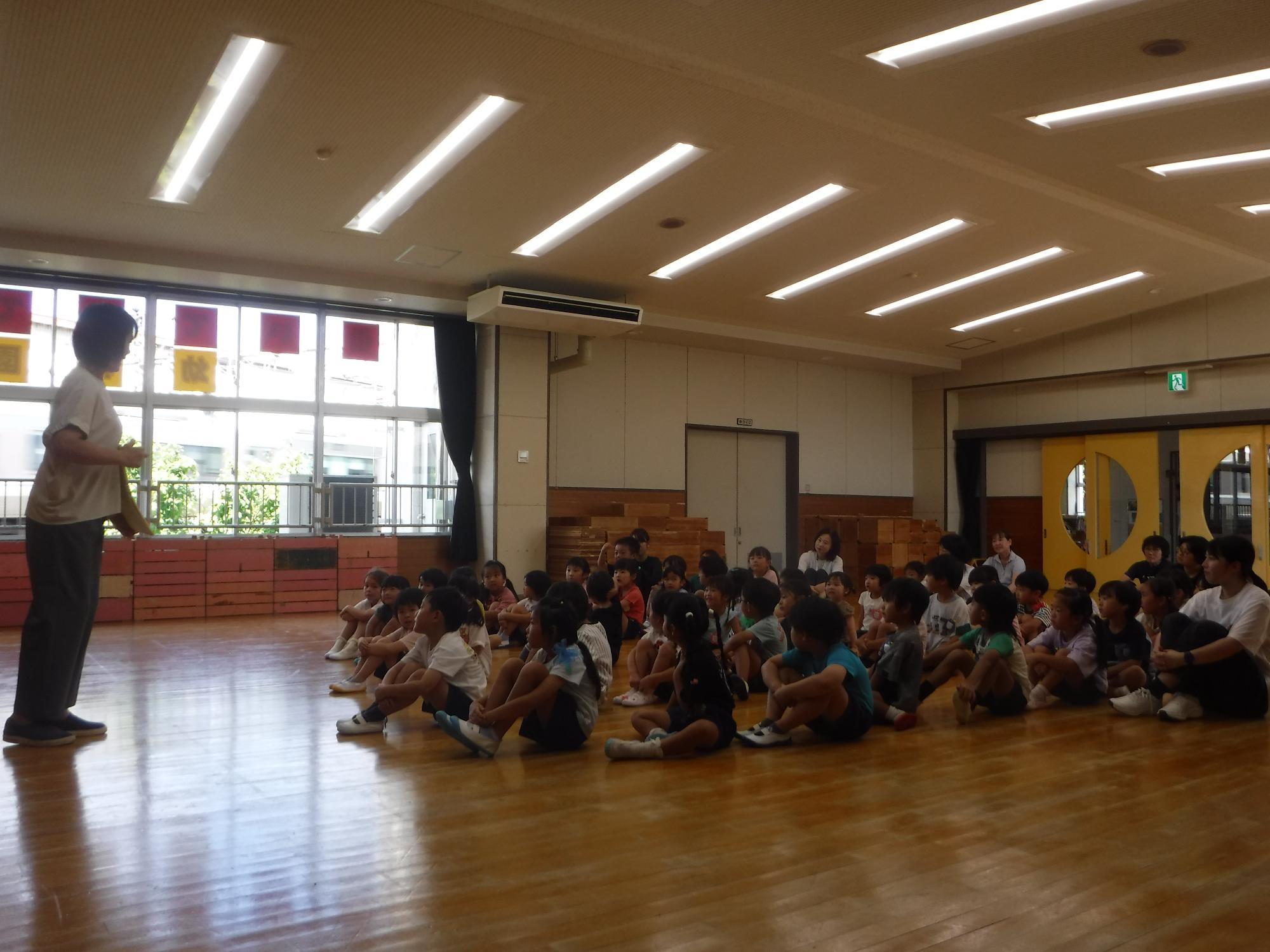 2学期始業式をしているところ
