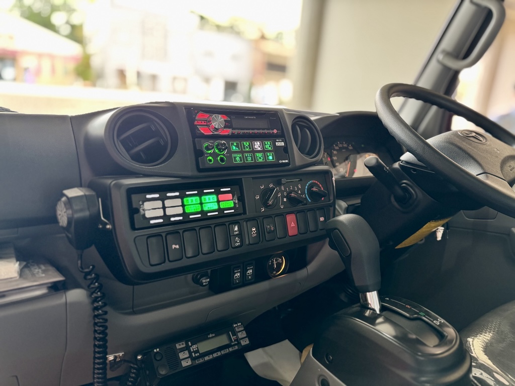 消防車室内