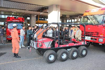 風水害対策車の見学