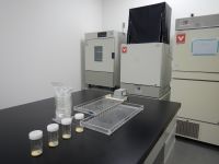 細菌試験室
