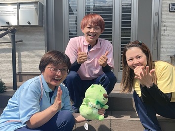 3人の介護職員さんの写真