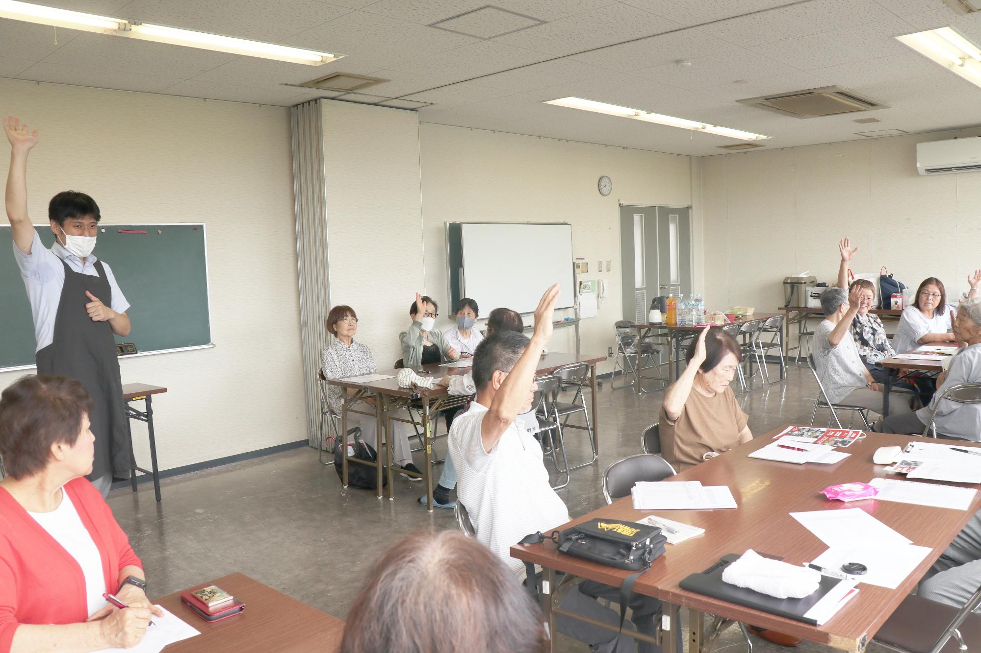 瀬田東認知症予防カフェの様子